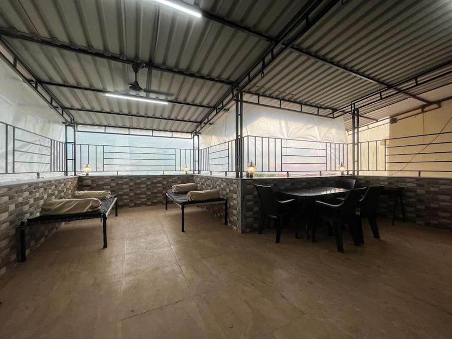 Homely Condo In Lonavala Eksteriør billede